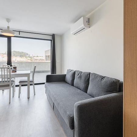Guestready - Sleek Monochromatic In Bonfim Apartment Porto Ngoại thất bức ảnh