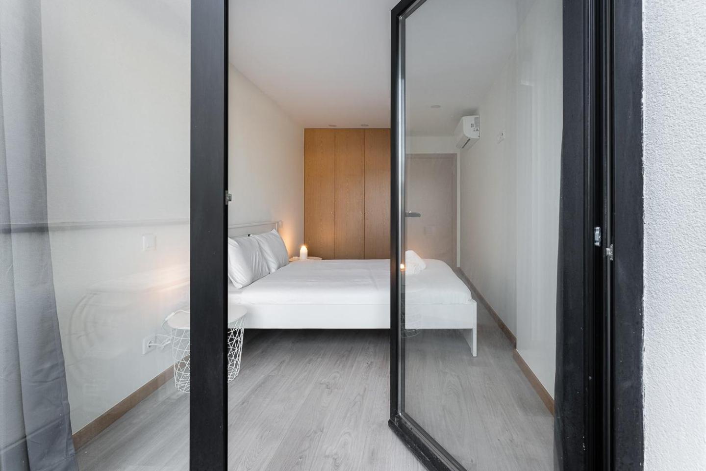 Guestready - Sleek Monochromatic In Bonfim Apartment Porto Ngoại thất bức ảnh